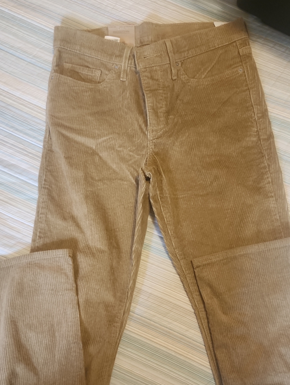 Levi's Womans Corduroy Pants in Tan